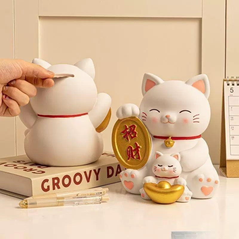 Lucky Cat Money Bank