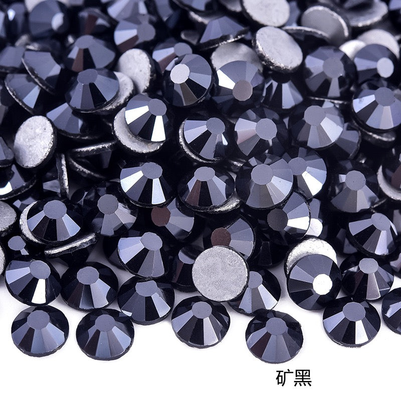 Mixed Size SS3-SS16 Glass Rhinestones
