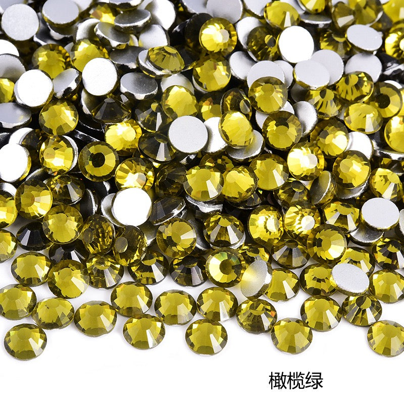 Mixed Size SS3-SS16 Glass Rhinestones