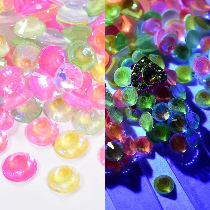 New Arrivals - Luminous glass rhinestones (This link is SS6、SS8、SS10 ）