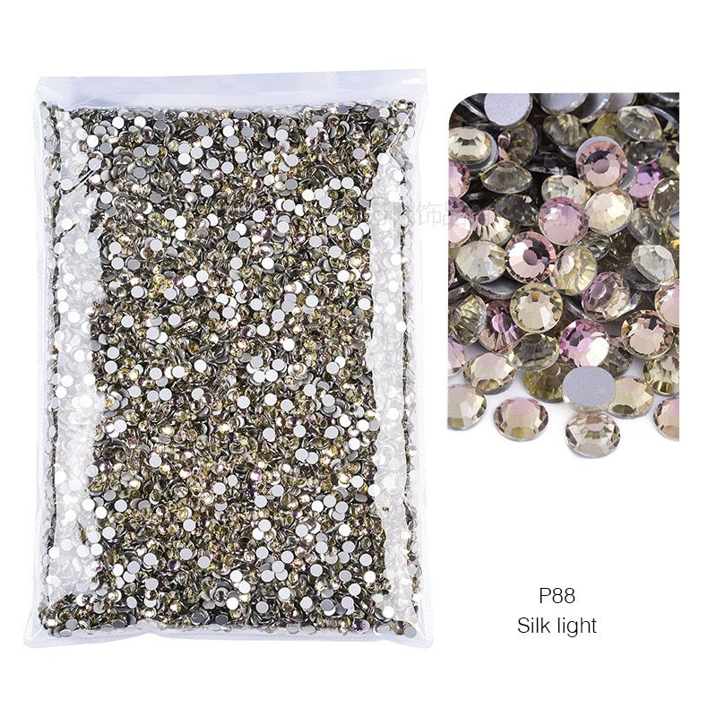( P72 - P131 ) Bulk Bag 14400pcs - Glass Rhinestones