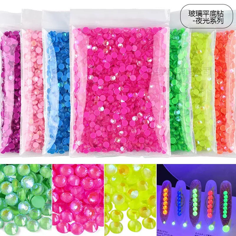 Bulk Bag 14400pcs - Luminous Crystal glass rhinestones