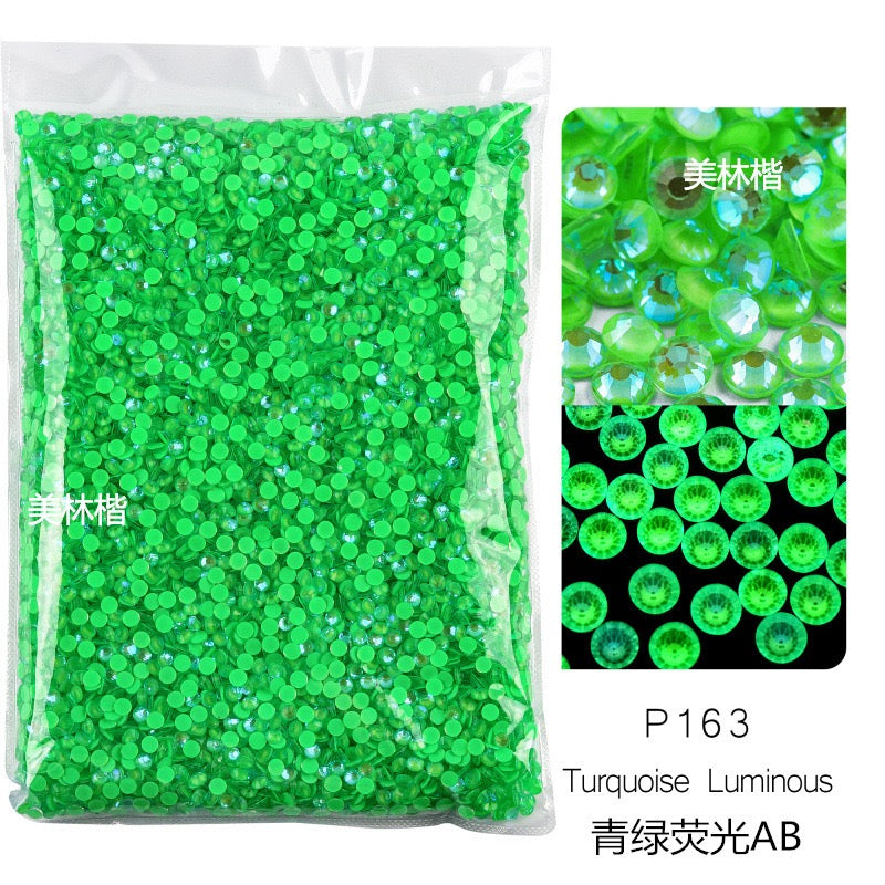 ( P132 - P167 ) Bulk Bag 14400pcs - Glass Rhinestones
