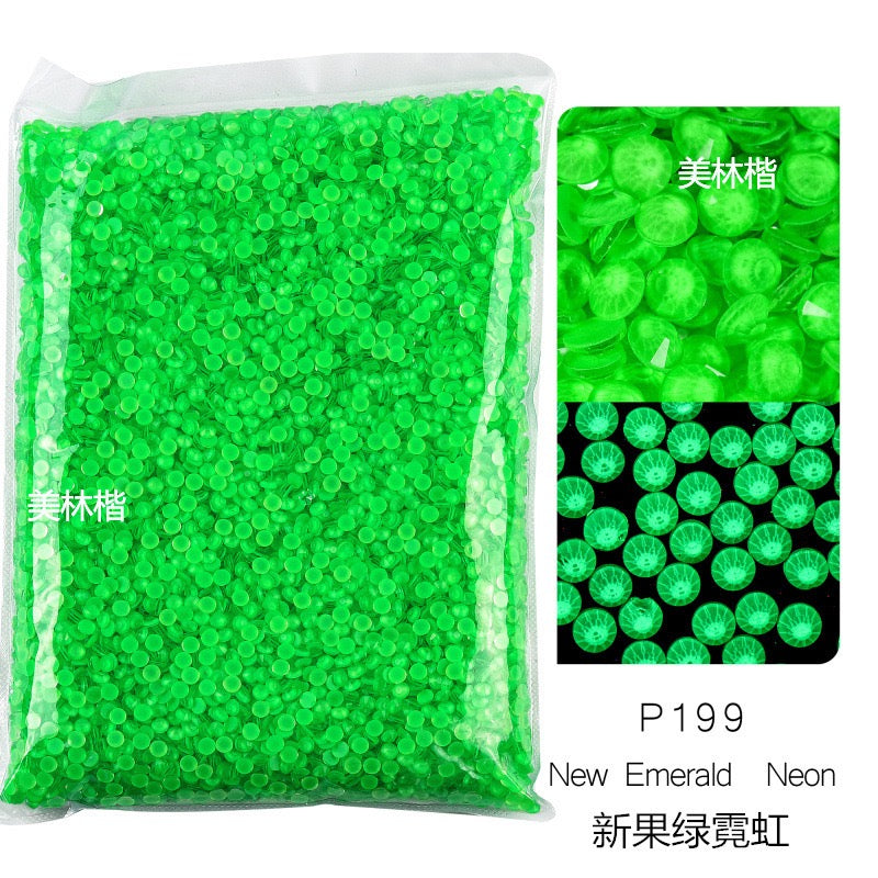 ( P168 - P202 ) Bulk Bag 14400pcs - Glass Rhinestones